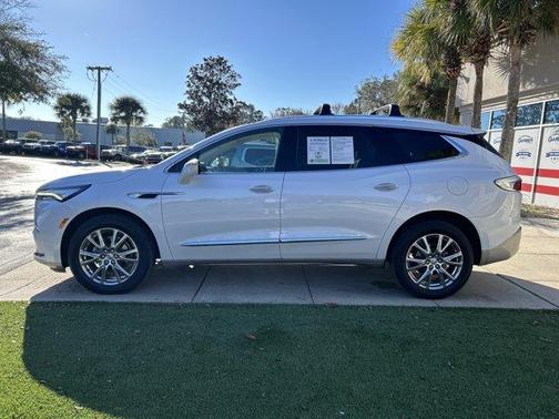 2023 Buick Enclave Premium