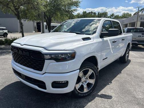 Bright White Clearcoat 2026 RAM 1500 Express