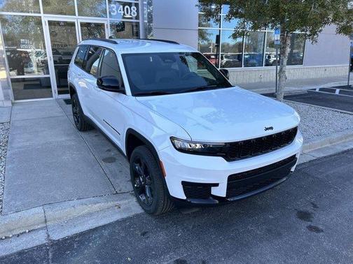 2025 Jeep Grand Cherokee L Laredo