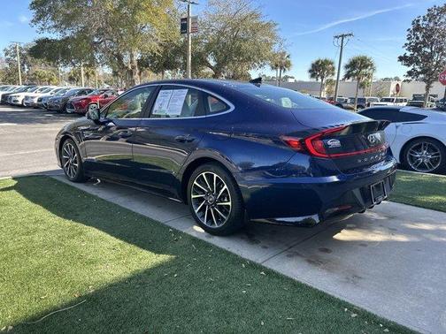 2022 Hyundai SONATA Limited