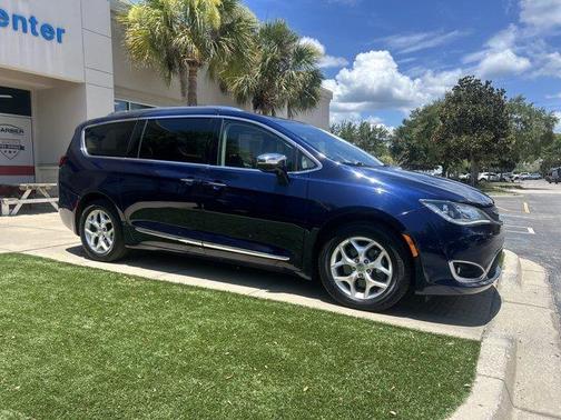 Jazz Blue Pearlcoat 2020 Chrysler Pacifica Limited