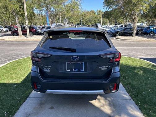 2021 Subaru Outback Touring