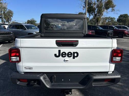 2026 Jeep Gladiator Sport