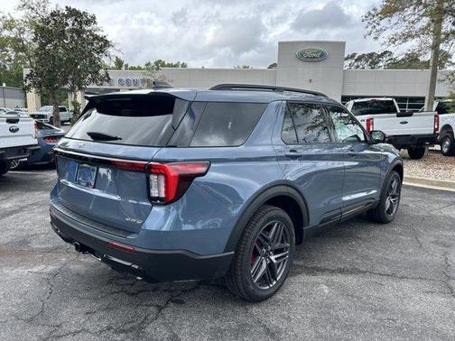 Vapor Blue Metallic 2026 Ford Explorer ST-Line