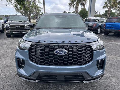 Vapor Blue Metallic 2026 Ford Explorer ST-Line