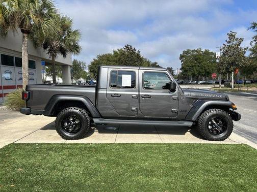 2025 Jeep Gladiator Sport