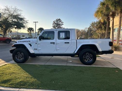 2024 Jeep Gladiator Mojave