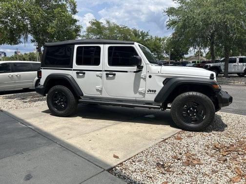 2025 Jeep Wrangler Sport