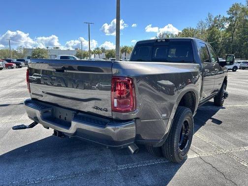 Granite Crystal Clearcoat Metallic 2027 RAM 3500 Laramie