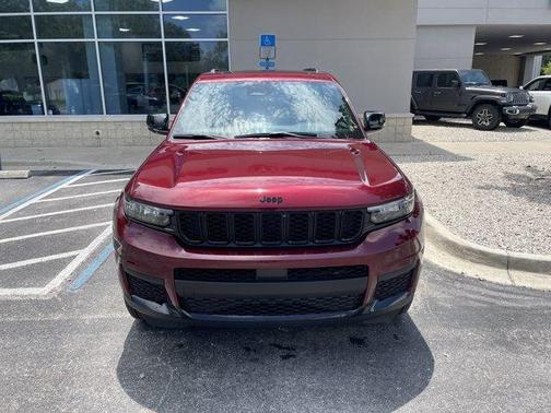 2025 Jeep Grand Cherokee L Laredo