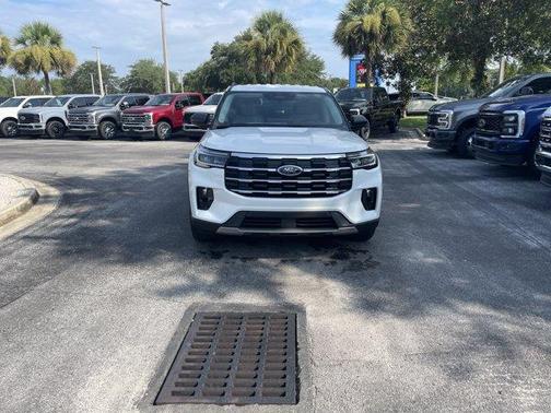 Star White 2026 Ford Explorer Active