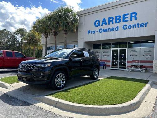 2024 Jeep Compass Latitude Lux