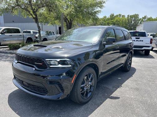 DB Black Clearcoat 2026 Dodge Durango GT Plus HEMI V8