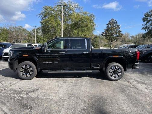 2025 GMC Sierra 2500 Denali