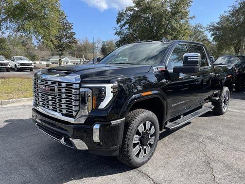 2025 GMC Sierra 2500 Denali