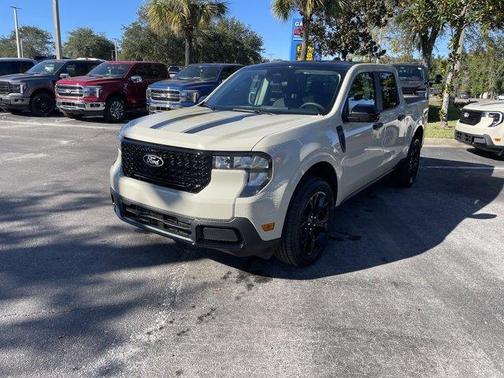 2025 Ford Maverick XLT