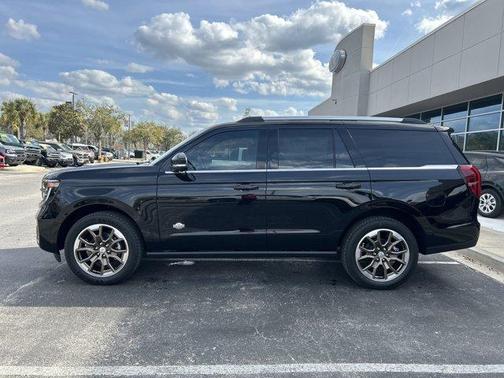 2026 Ford Expedition King Ranch