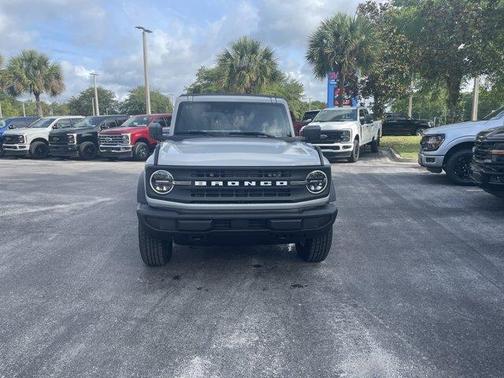 Avalanche Gray 2026 Ford Bronco Big Bend