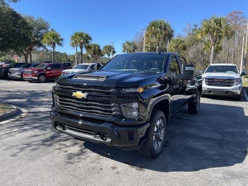 2026 Chevrolet Silverado 2500 Custom