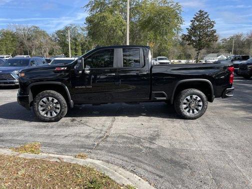 2026 Chevrolet Silverado 2500 Custom