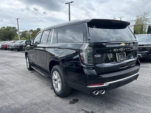 2025 Chevrolet Suburban Premier