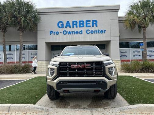 2023 GMC Canyon AT4