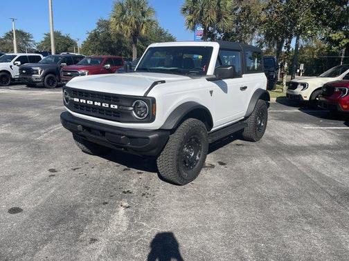 2025 Ford Bronco Base