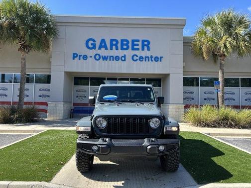 2025 Jeep Gladiator Sport