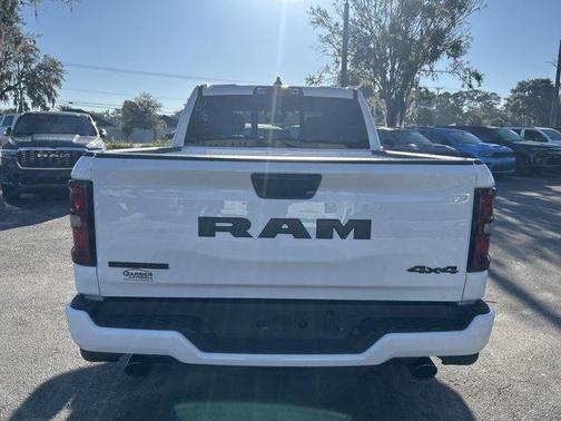 Bright White Clearcoat 2026 RAM 1500 Big Horn/Lone Star