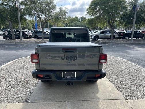 2023 Jeep Gladiator Sport