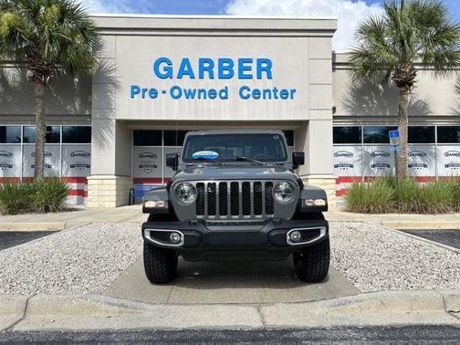 2023 Jeep Gladiator Sport