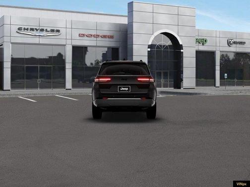 Diamond Black 2026 Jeep Grand Cherokee