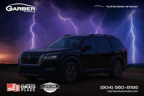 2024 Nissan Pathfinder SV