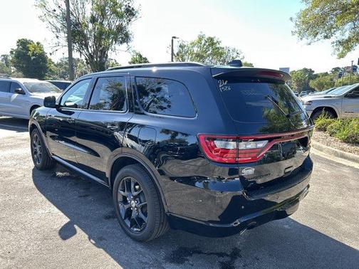 DB Black Clearcoat 2026 Dodge Durango GT Plus HEMI V8