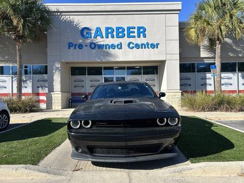 2018 Dodge Challenger 392 Hemi Scat Pack Shaker