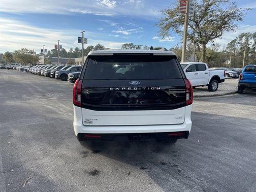 2026 Ford Expedition Max Active