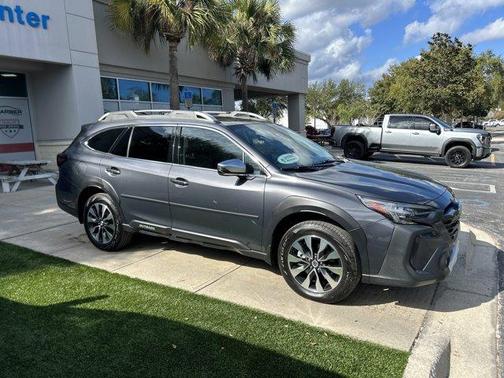 2023 Subaru Outback Touring XT