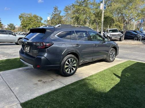 2023 Subaru Outback Touring XT