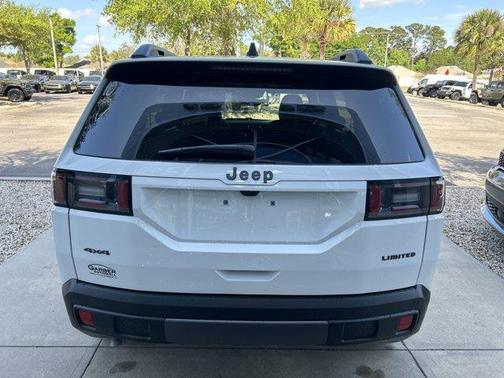 Bright White Clearcoat 2026 Jeep Cherokee LAREDO/LIMITED