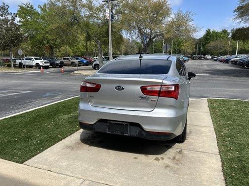 Bright Silver Metallic 2016 Kia Rio LX