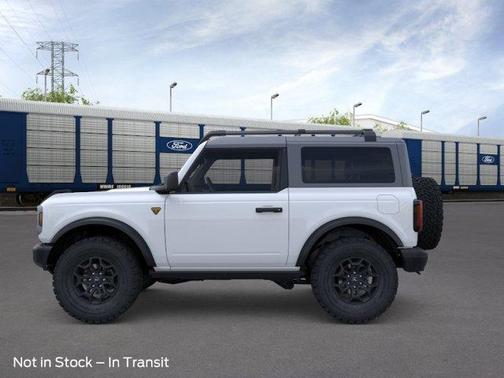 Oxford White 2026 Ford Bronco Badlands