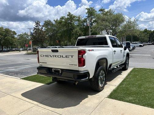 Summit White 2023 Chevrolet Silverado 2500 Custom