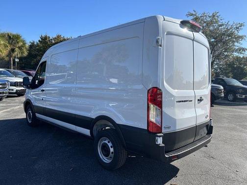 2026 Ford Transit-250 148 WB Medium Roof Cargo