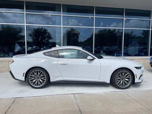 2025 Ford Mustang EcoBoost Premium