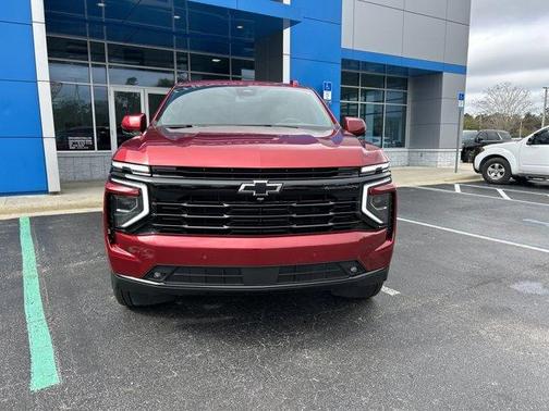 2025 Chevrolet Suburban RST