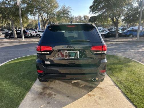 2022 Jeep Grand Cherokee WK Laredo