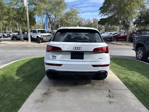 2024 Audi Q5 45 S line quattro Premium
