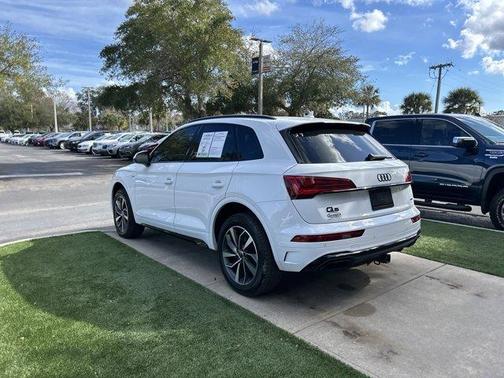 2024 Audi Q5 45 S line quattro Premium