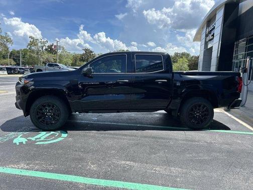 2025 Chevrolet Colorado WT