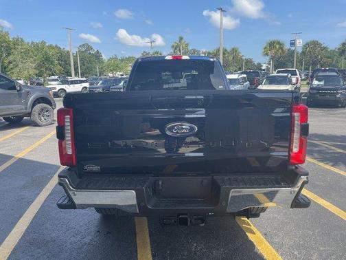 2025 Ford F-350 Lariat Super Duty